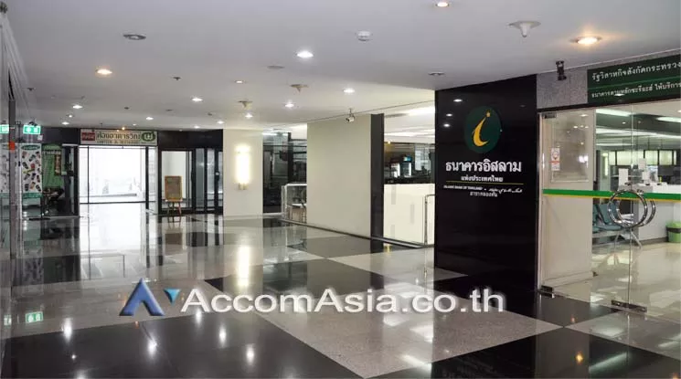 5  Office Space For Rent in Pattanakarn ,Bangkok ARL Ramkhamhaeng at UM Tower AA11780